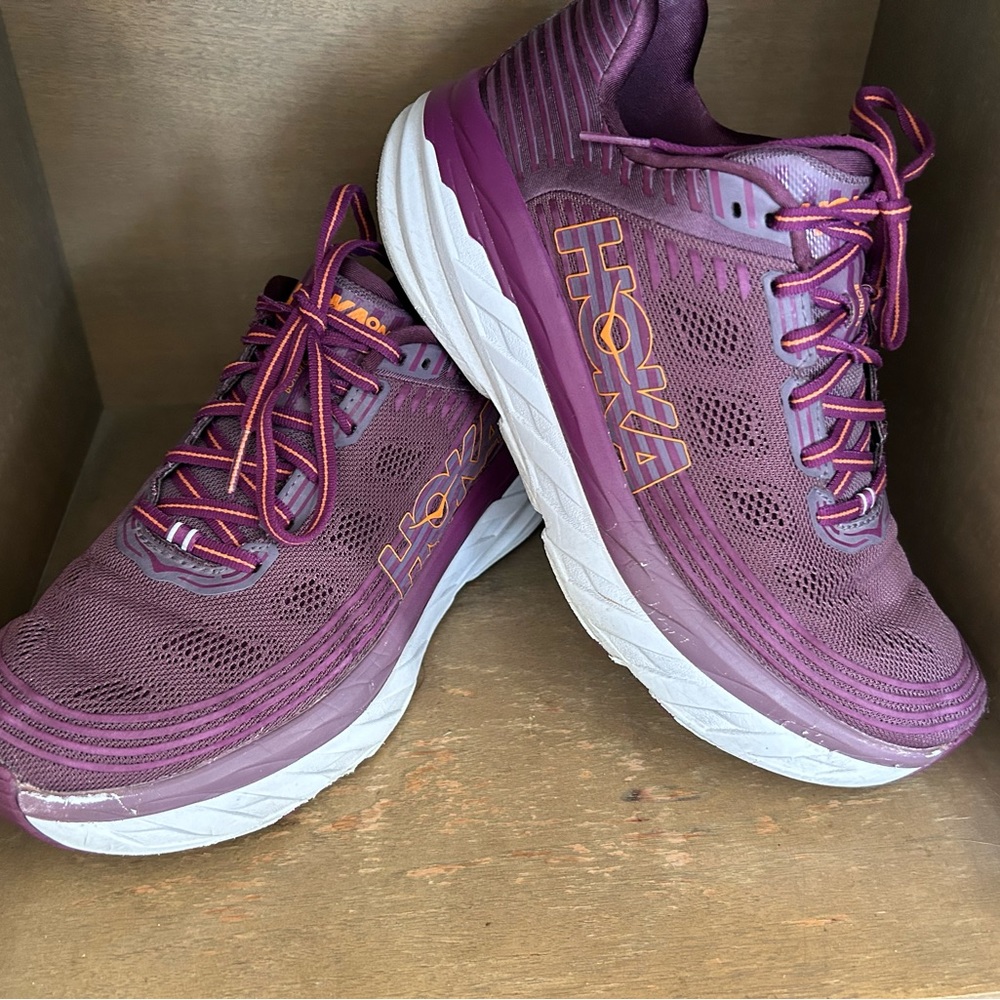Hoka One One Women’s Running Shoe Size 9